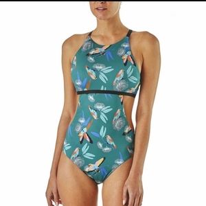 Patagonia Nireta parrots swimsuit nwt (XS)